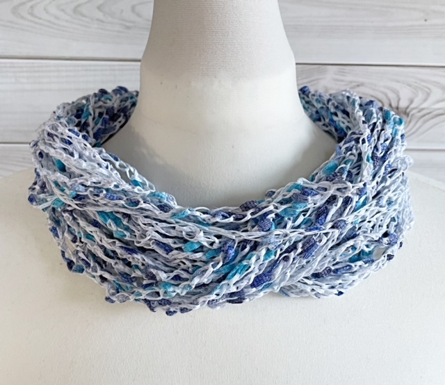 free crochet pattern: first love cowl