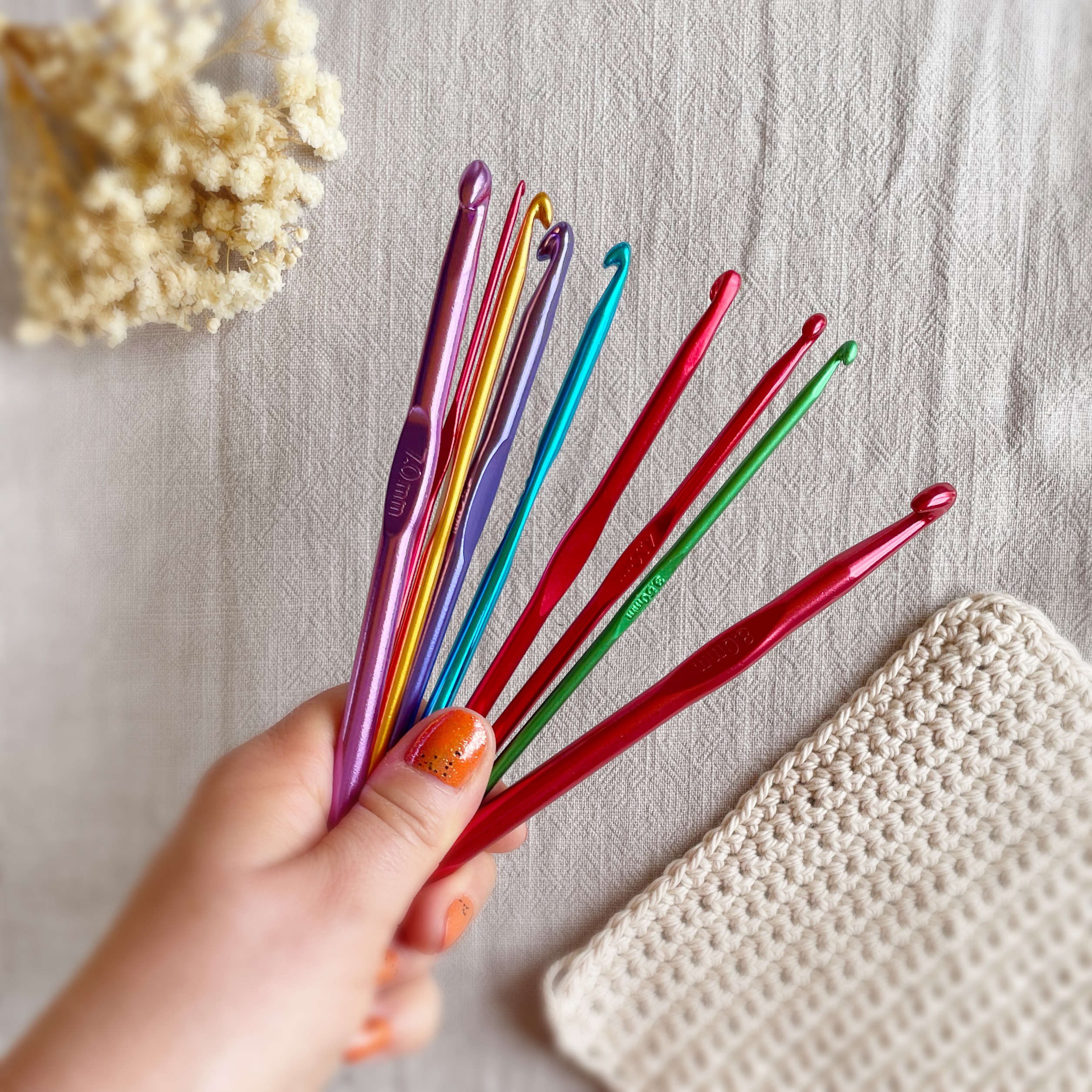 crochet hooks: metal