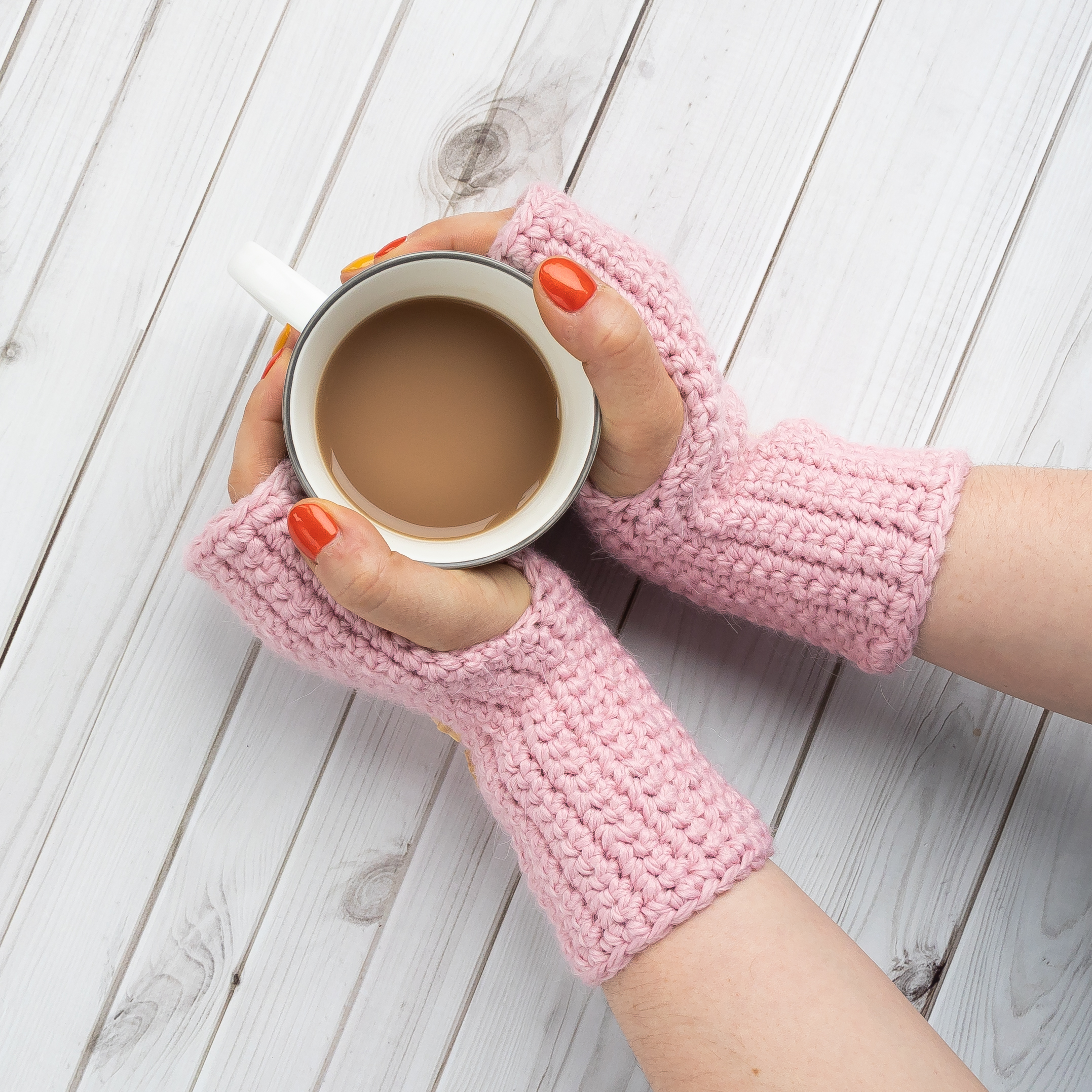 crochet pattern: fabulous fingerless gloves