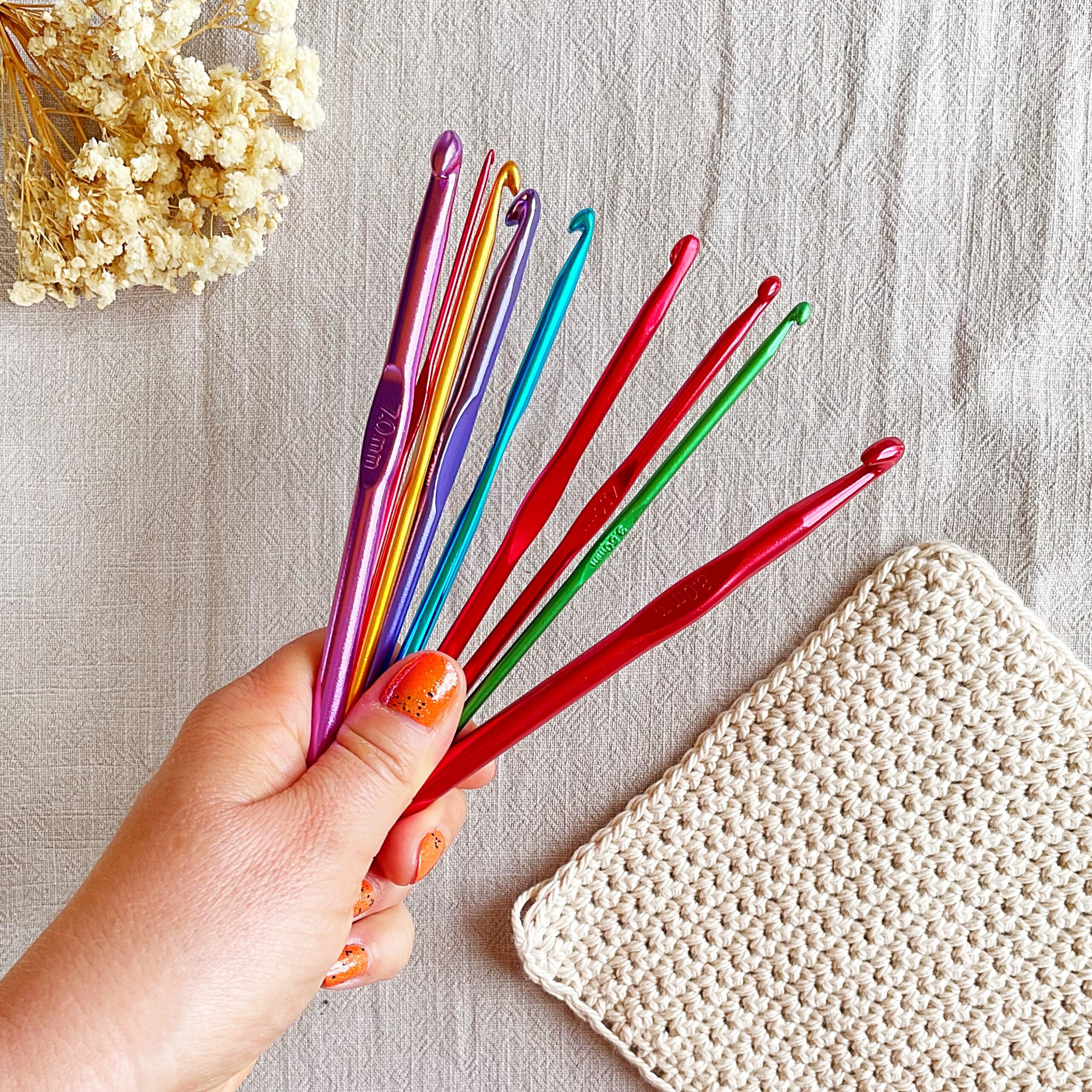 crochet hooks: metal