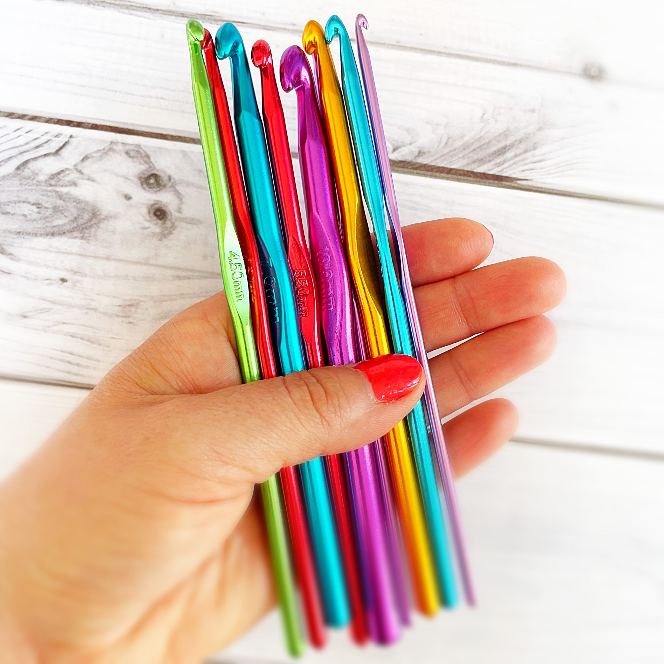 crochet hooks: metal