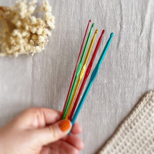 crochet hooks: metal