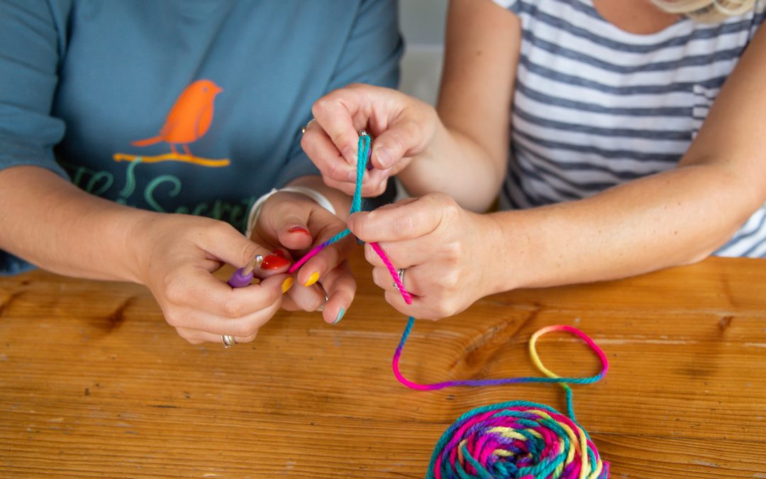 CAN LEFT HANDERS LEARN TO CROCHET?!