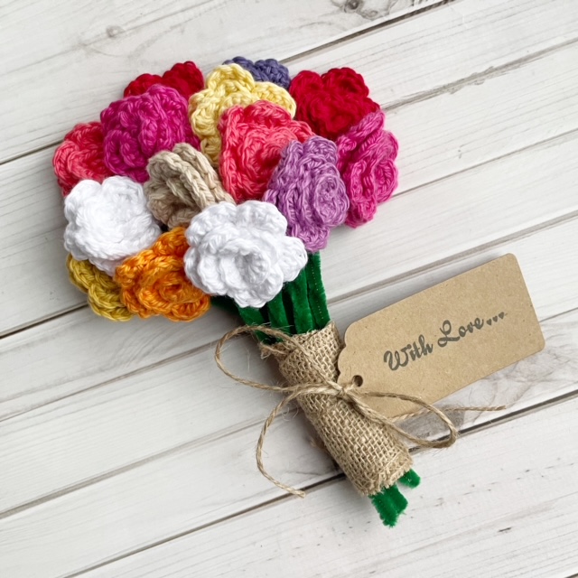 crochet kit: everlasting bouquet