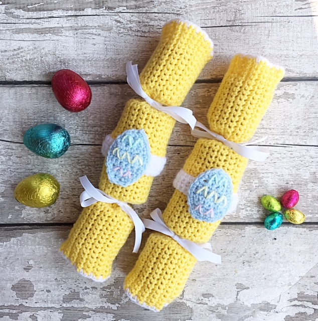 crochet pattern: easter crackers