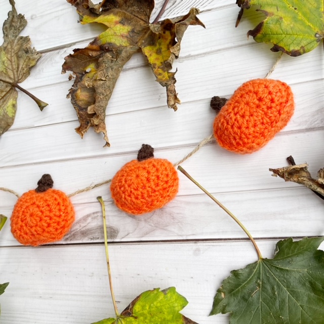 Crochet Pattern: Mini Pumpkins - Image 9