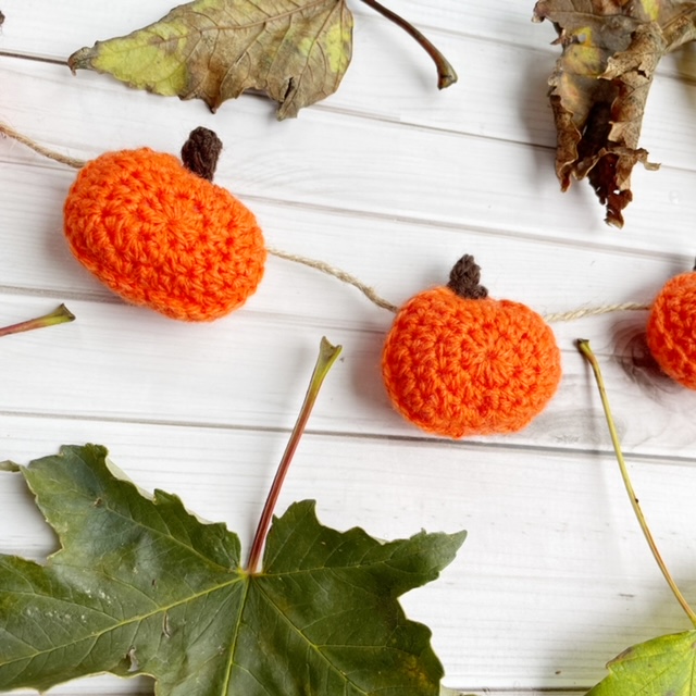 Crochet Pattern: Mini Pumpkins - Image 4