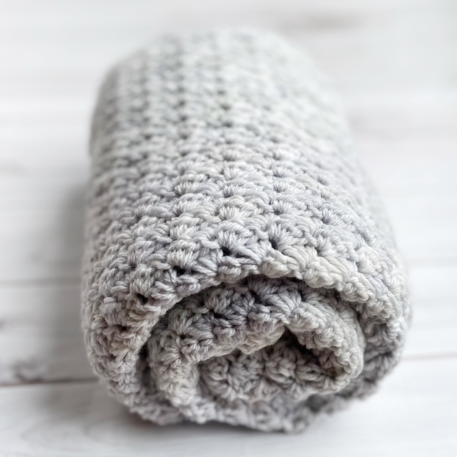 crochet pattern: easy baby blanket