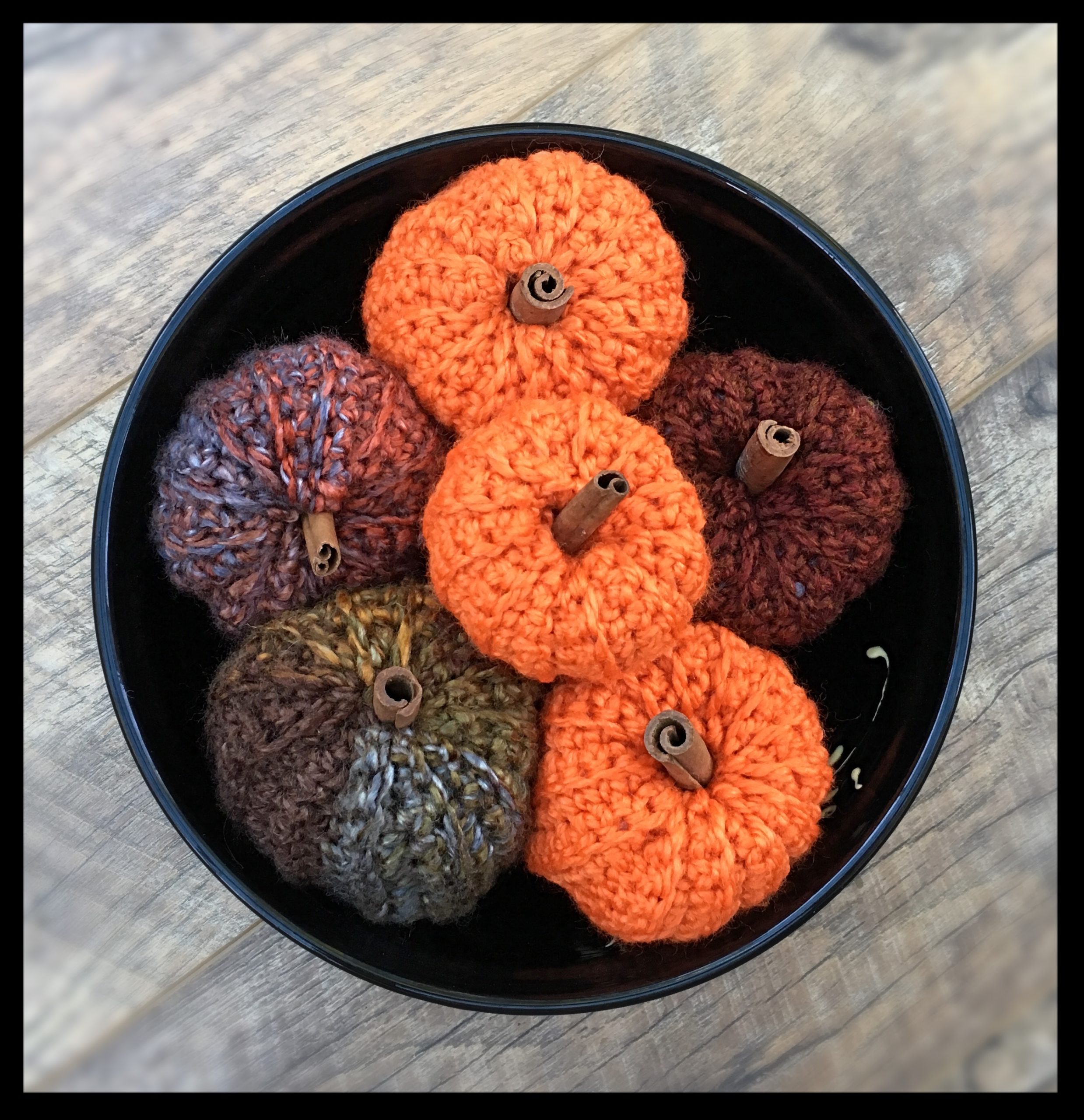 easy crochet pattern: autumn pumpkins