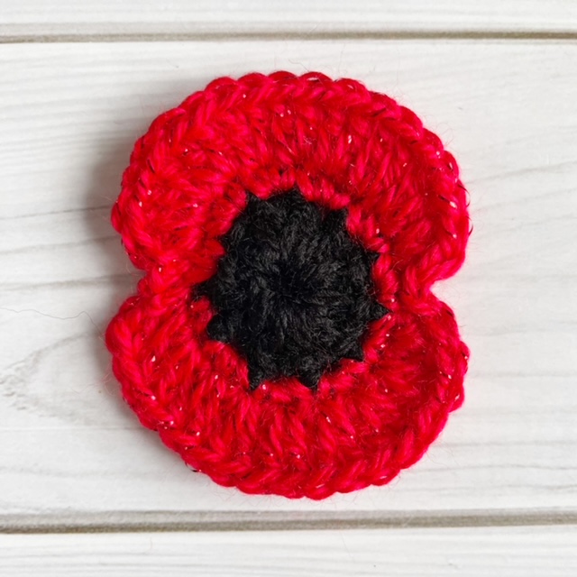 crochet pattern: remembrance poppy