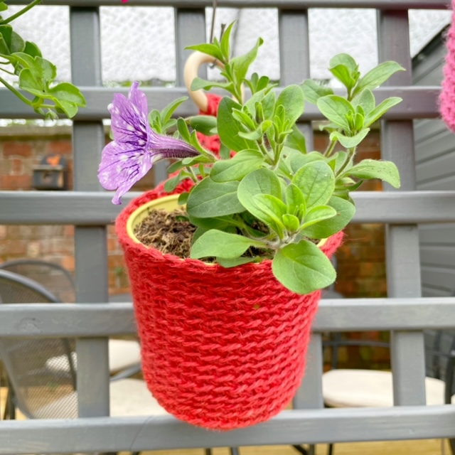 crochet pattern: outdoor hanging plant basket