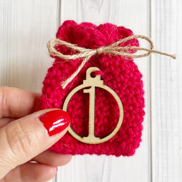 crochet kit: crocheted advent calendar