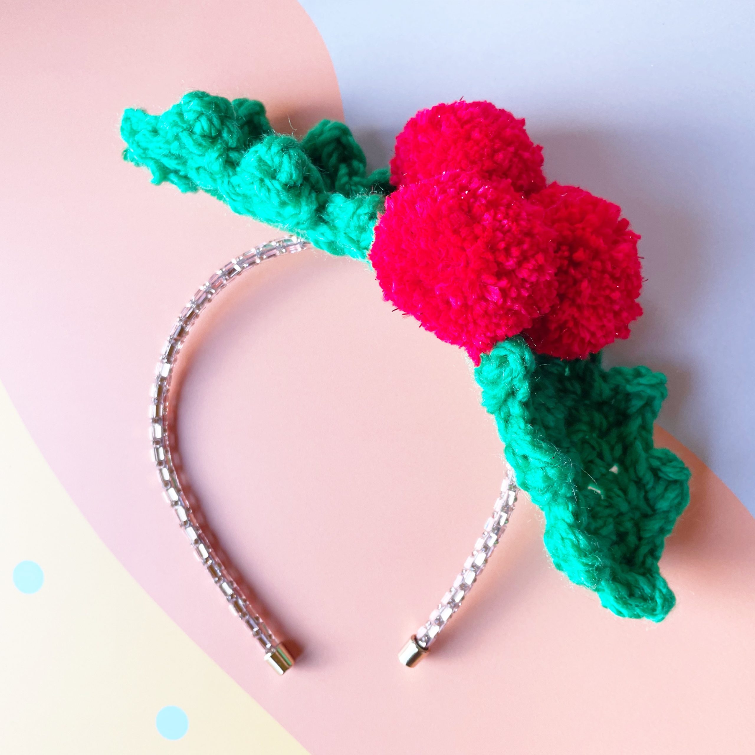 crochet pattern: jolly holly hairband