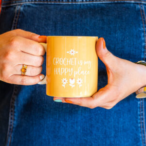 mugs for crocheters | gifts to buy someone who crochets!