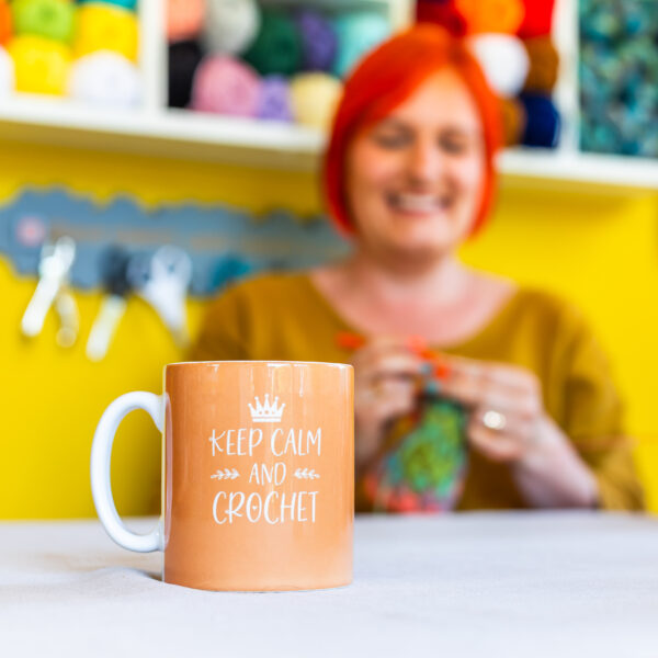 mugs for crocheters | gifts to buy someone who crochets!