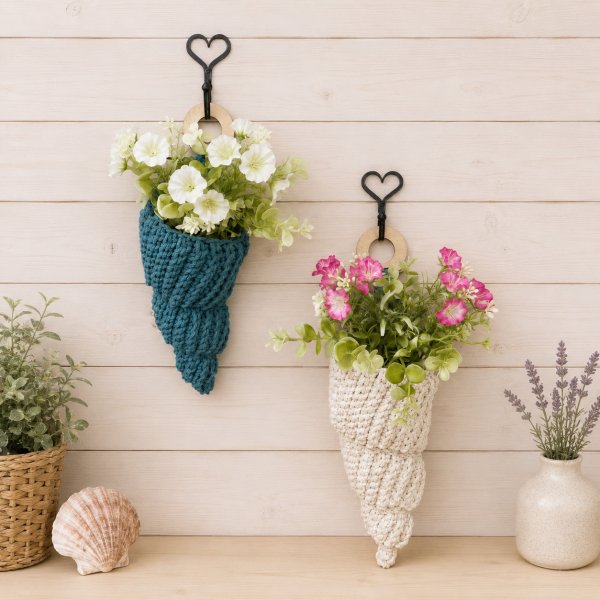 shell yeah! crochet hanging shell kit with wooden hoop