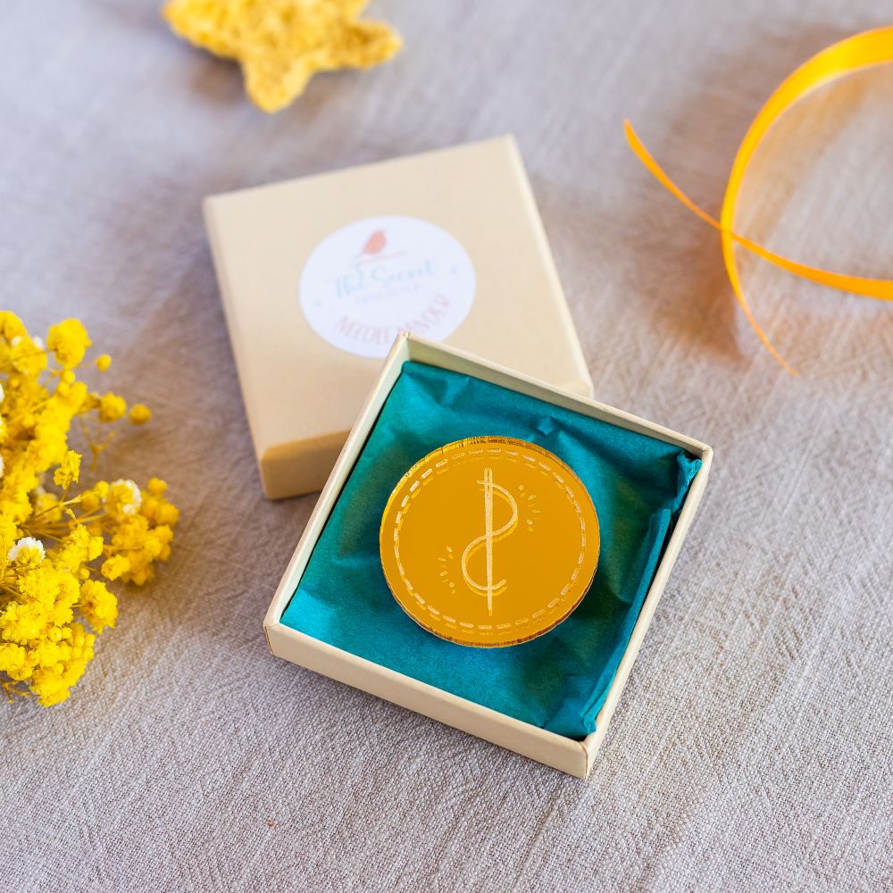 mirrored acrylic needle minder – magnetic stitching accessory (4cm) circle gold