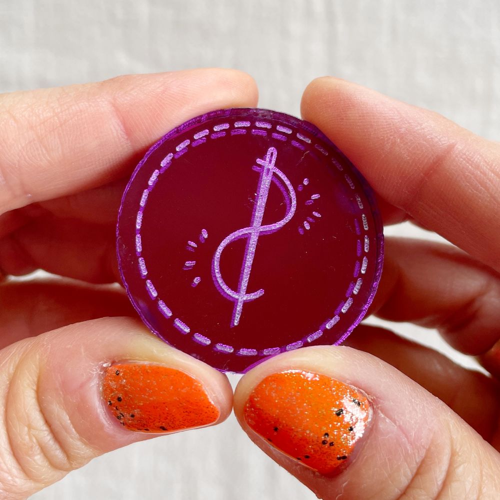 mirrored acrylic needle minder – magnetic stitching accessory (4cm) circle purple