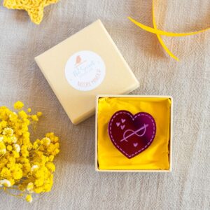 mirrored acrylic needle minder – magnetic stitching accessory (4cm)