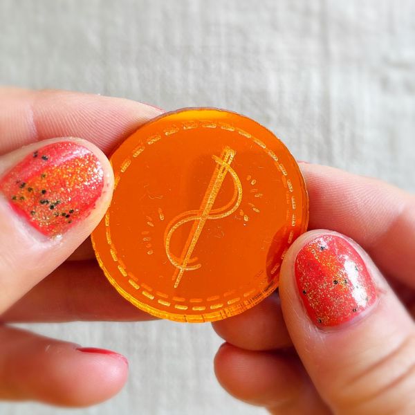 mirrored acrylic needle minder – magnetic stitching accessory (4cm) circle orange