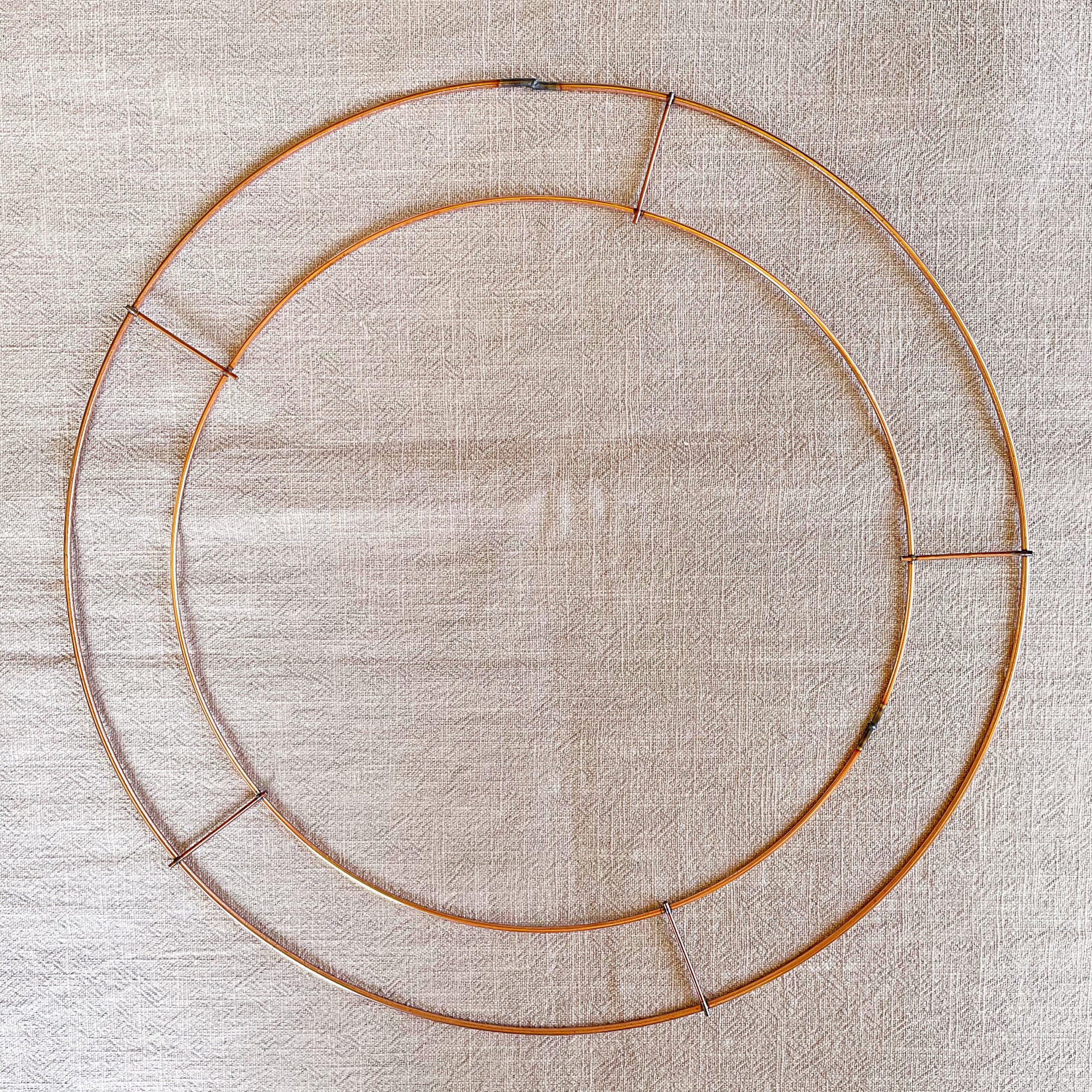 12 inch metal wreath frame