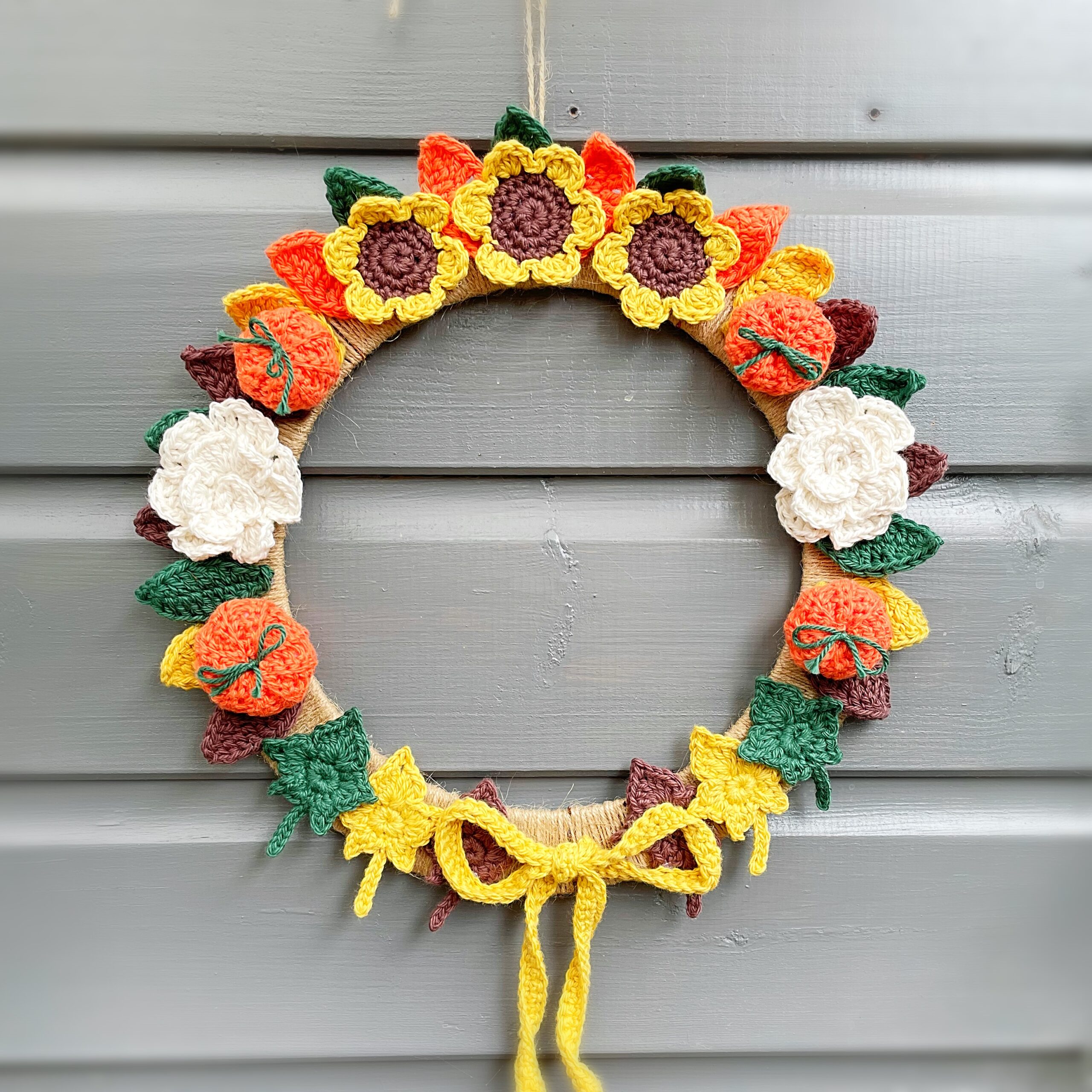 autumn wreath crochet kit autumn leaves & pumpkins please
