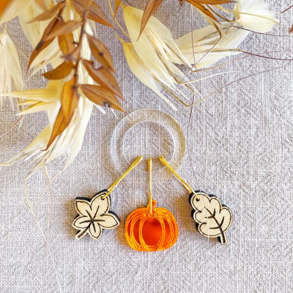 autumn wreath crochet kit autumn leaves & pumpkins please
