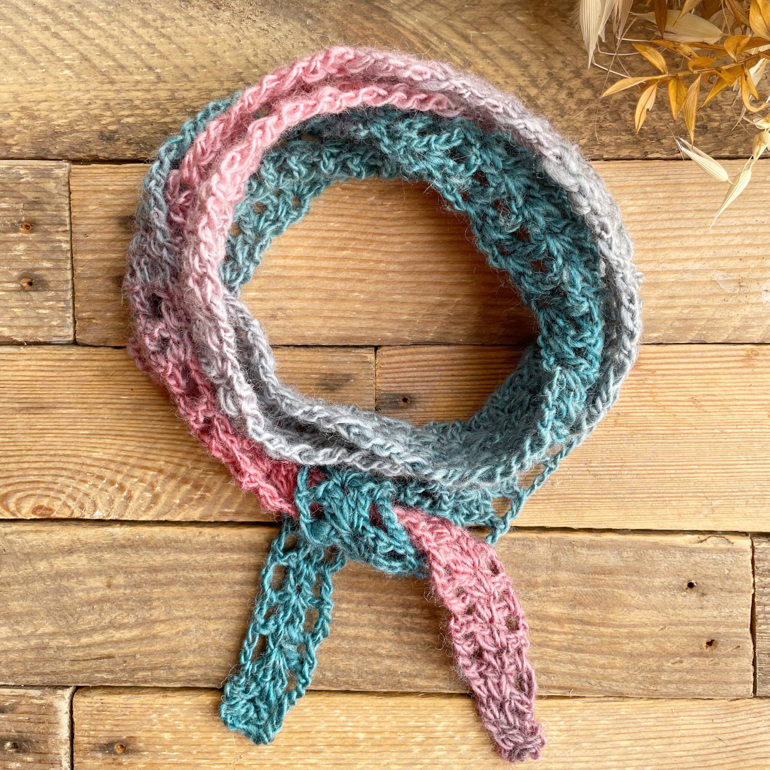 free crochet neck scarf pattern mini neckerchief scarf