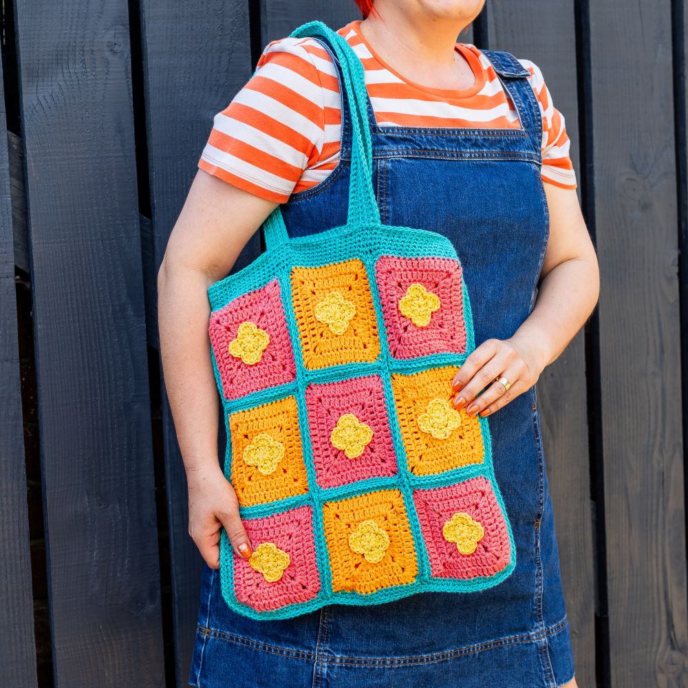 free crochet pattern granny square bag