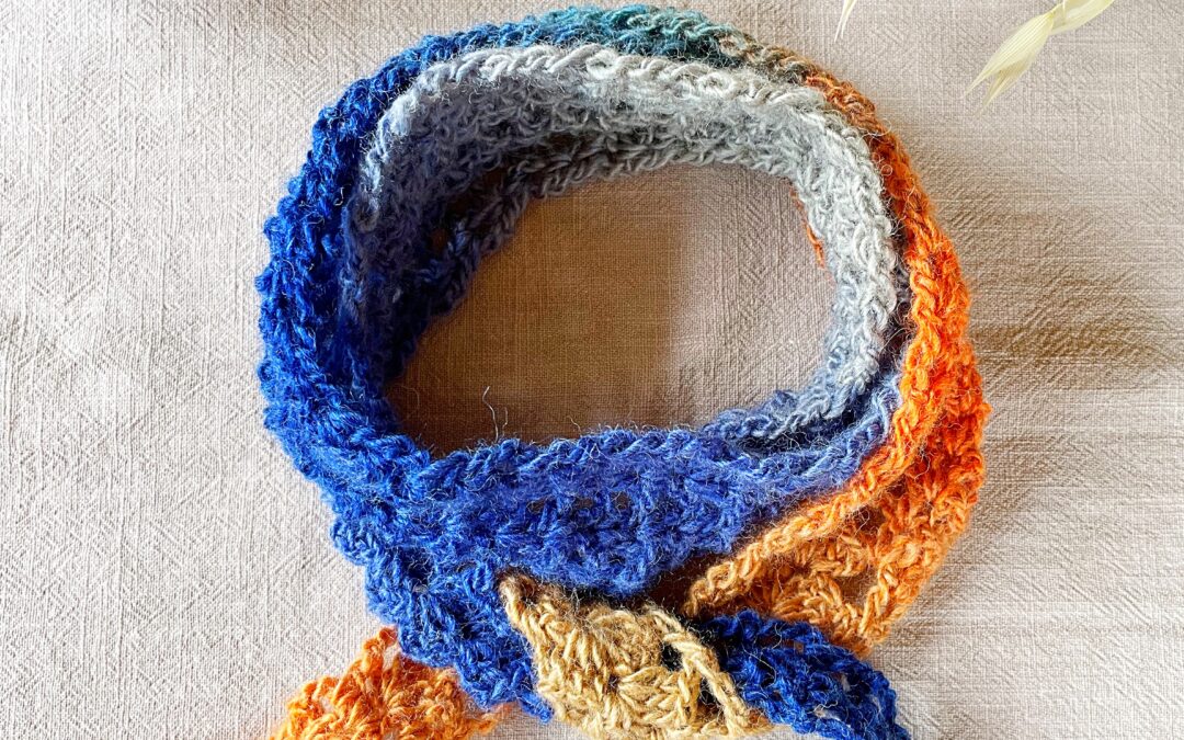 mini neckerchief scarf crochet pattern