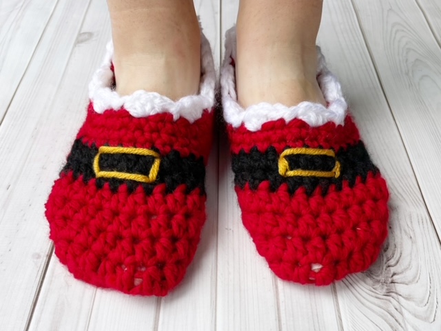 santa slippers crochet kit festive super chunky project