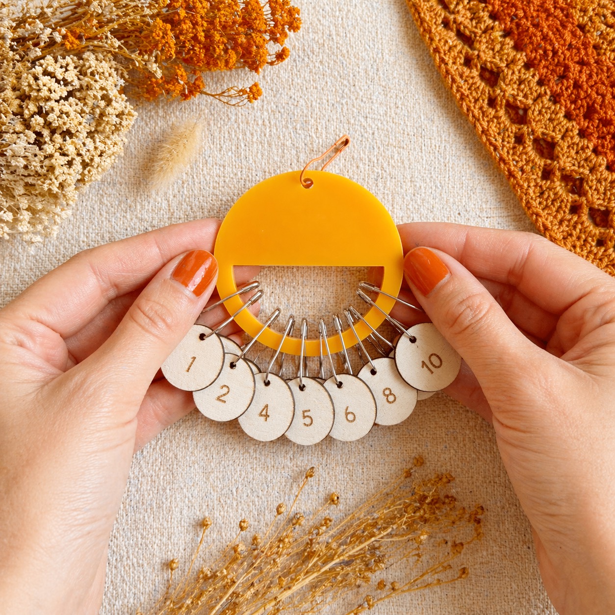 numbered stitch markers for crochet & knitting with holder circle