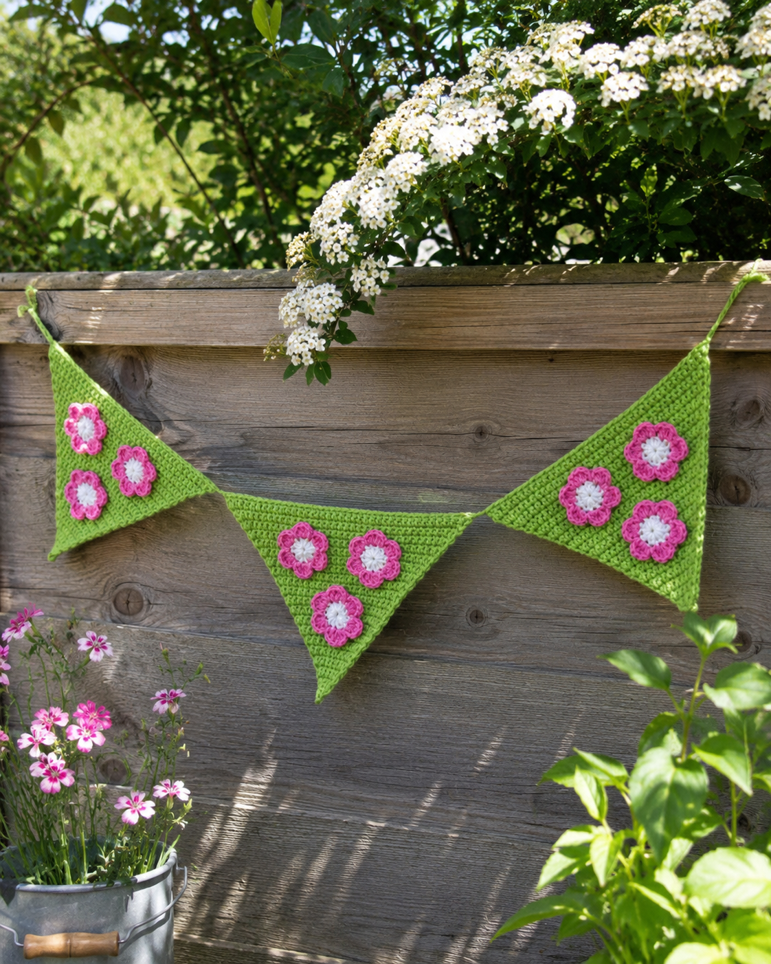 easy flower bunting crochet pattern free crochet pattern
